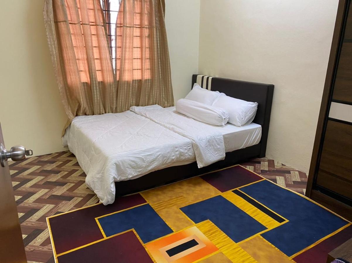 Homestay Sri Jasmine Kajang Εξωτερικό φωτογραφία